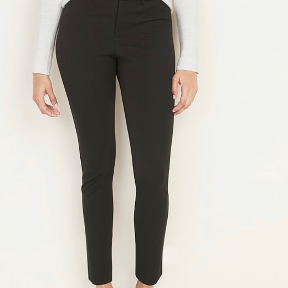 High waisted pixie pants in black